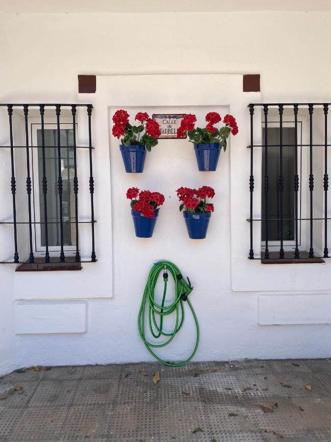 Preciosa Casa De 4 Y 3 Banos, Urbanizacion Naranjos, Puerto Banus Hébergement de vacances Marbellac
