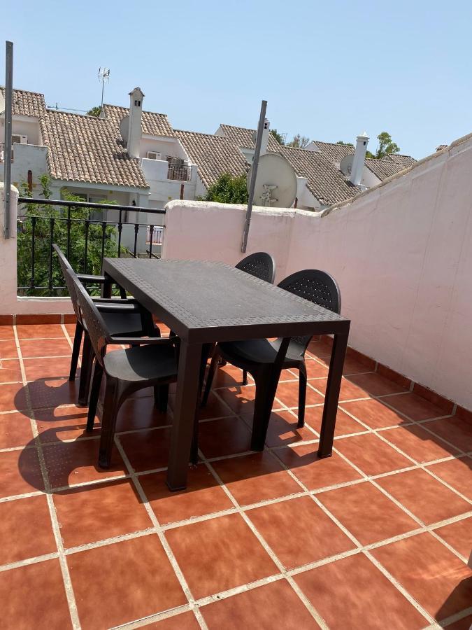 Hébergement de vacances Preciosa Casa De 4 Y 3 Banos, Urbanizacion Naranjos, Puerto Banus Marbellac